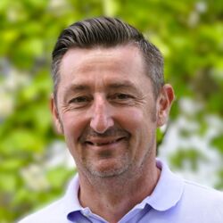 Dr. Dirk Thieme